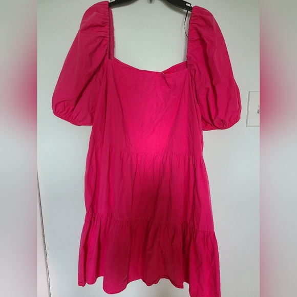 SOLD ⚡️Square neck pink puff dress - Picture 2 of 2